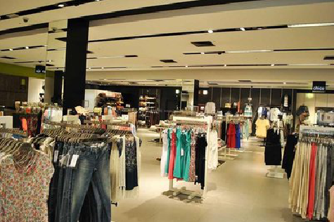 宾川商场里的店面怎么装修？